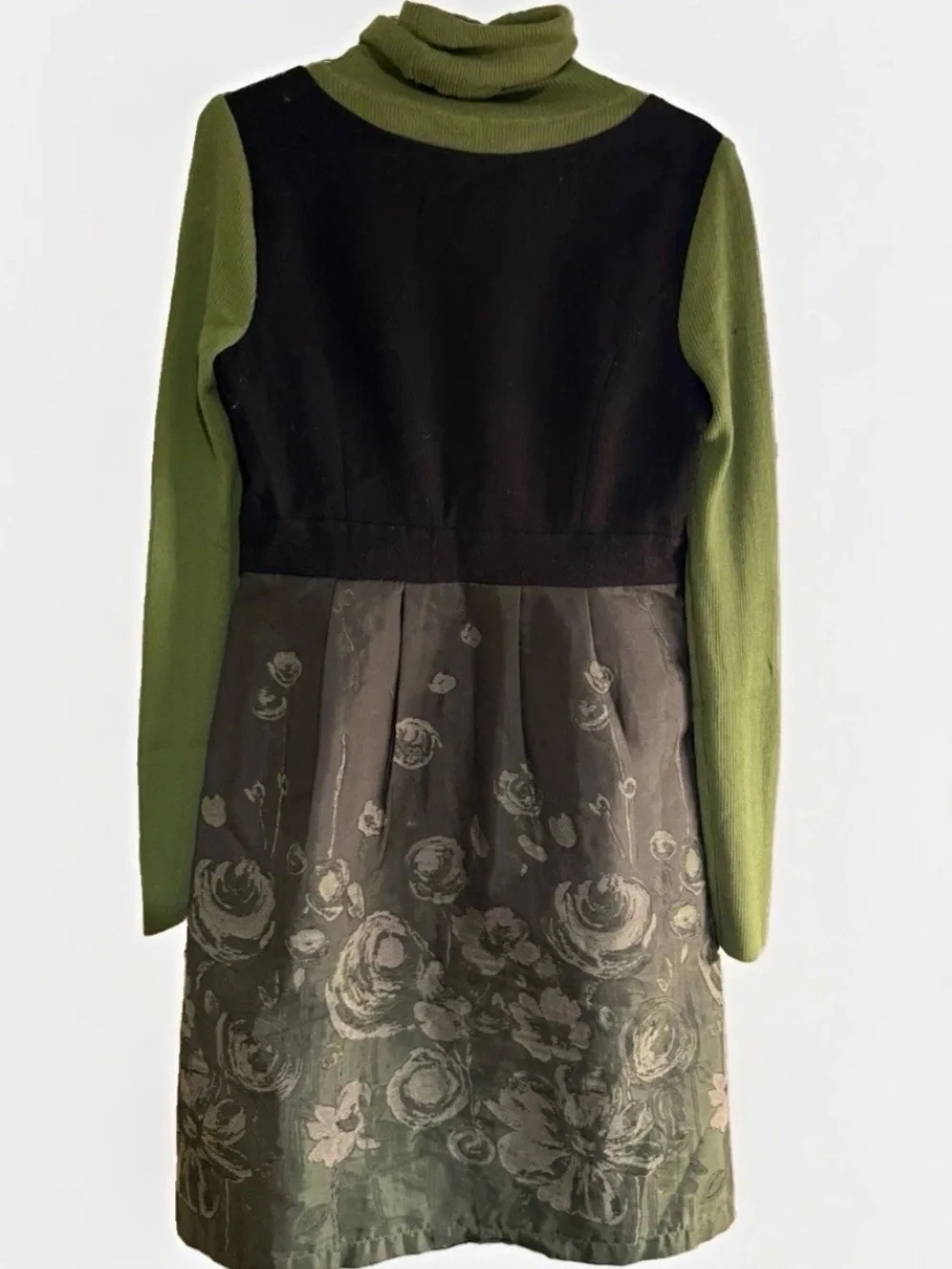 Elegant Prosper Luxury Mixed Media 100% Wool Ribbed Metallic Floral Dress